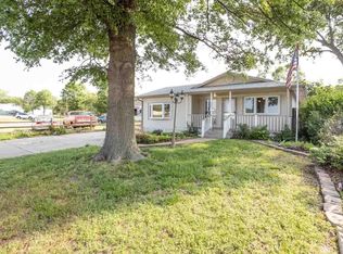 506 N 1st Ave, Mulvane, KS 67110