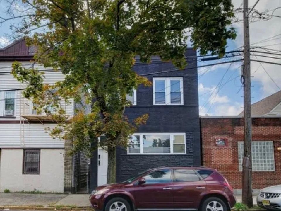 1st image of 536 Joyce St #2