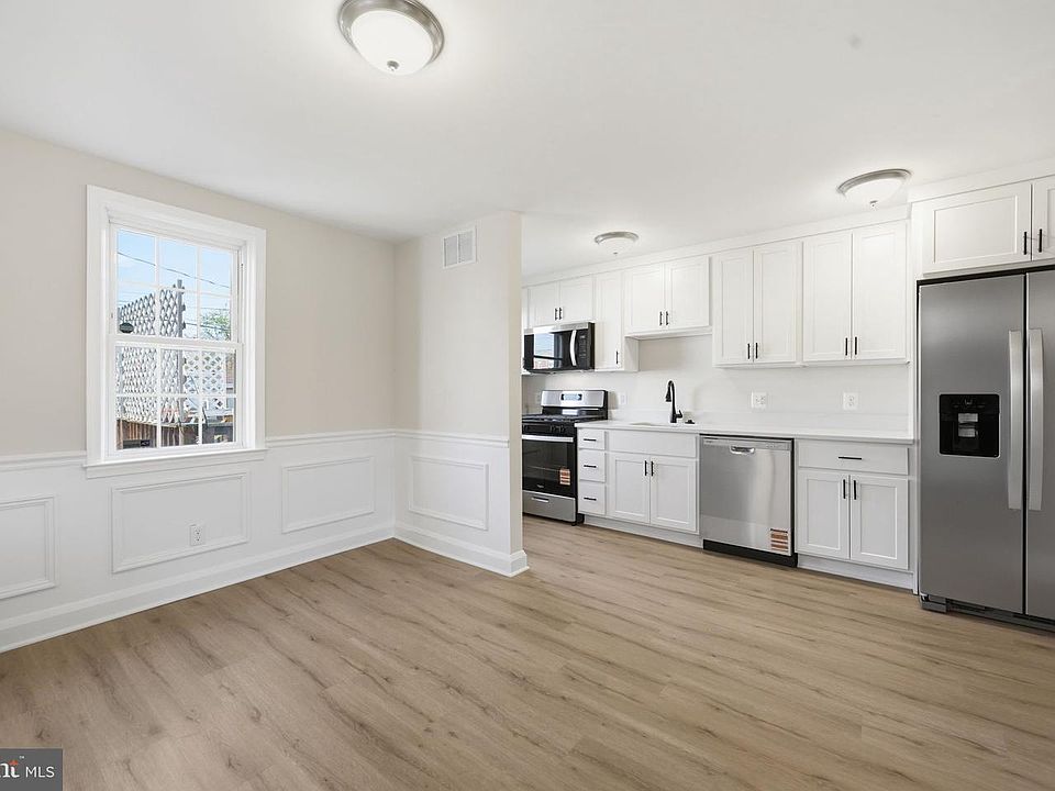 1st image of 308 Georgia Ave NE