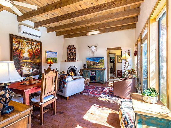 4th image of 2073 Placita De Quedo