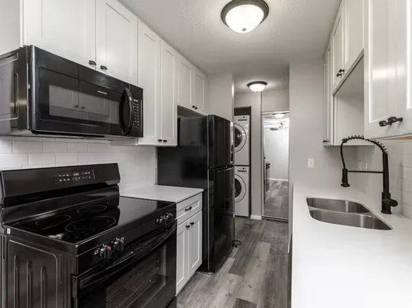 Forest Park Apartments