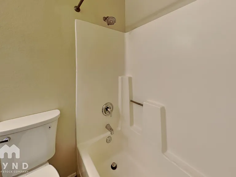 2630 N Salem #2630 — Photo 12