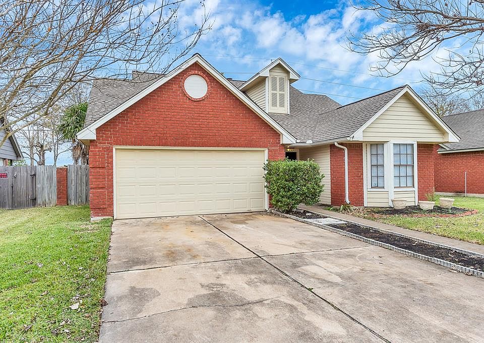 1st image of 24022 Scrivener Ln