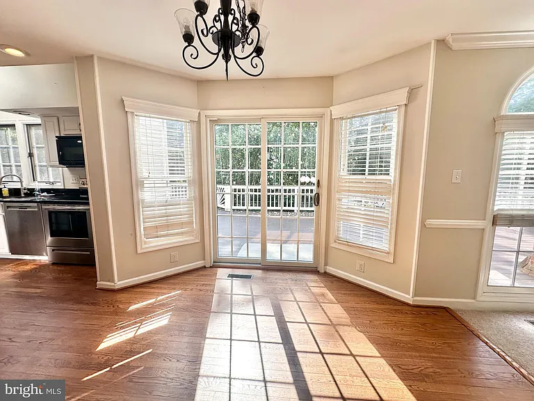 21326 Thimbleweed Ct — Photo 8
