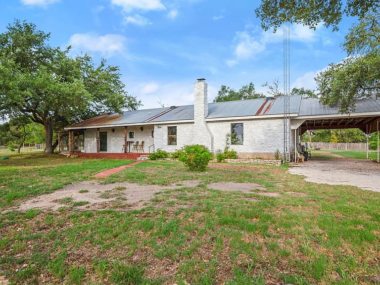 10518 Signal Hill Rd — Photo 23