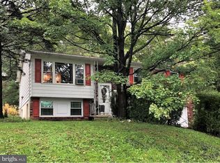 340 Halsey Dr, Orwigsburg, PA 17961