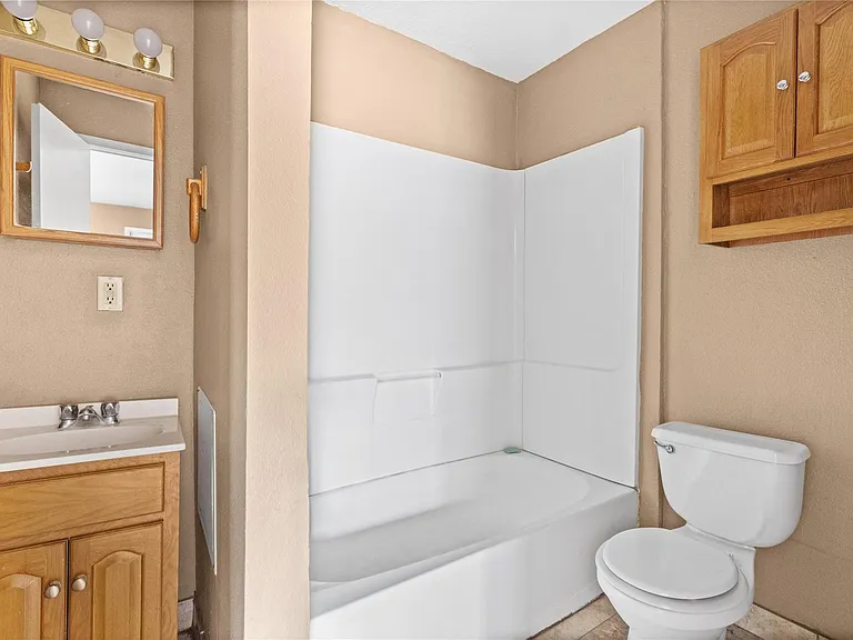 2200 Peach Ave #3 — Photo 13