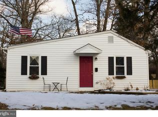 71 E 6th Ave, Clementon, NJ 08021