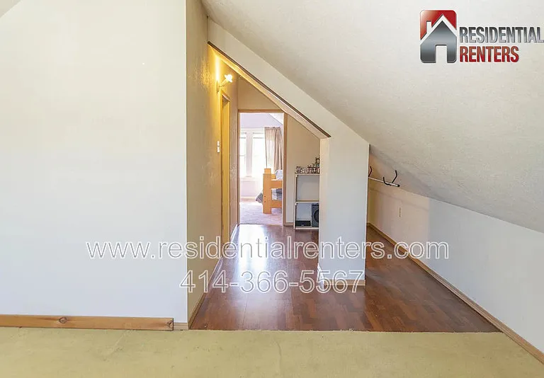 3220 W Madison St — Photo 14