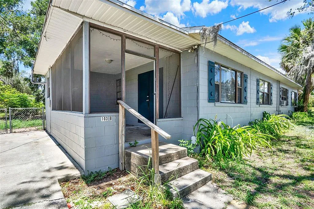 2 bed, 1.0 bath, 725 sqft, $1,200 — Photo 4