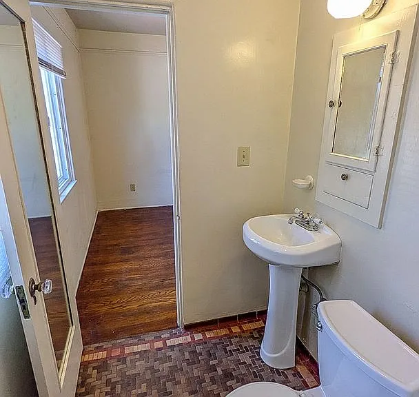 2600 2616th — Photo 23