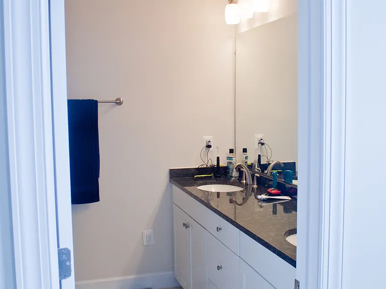 Master bathroom (dual vanity, granite counter tops)