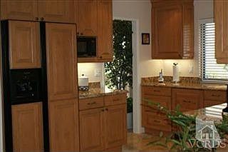 4th image of 590 Lotus Ave