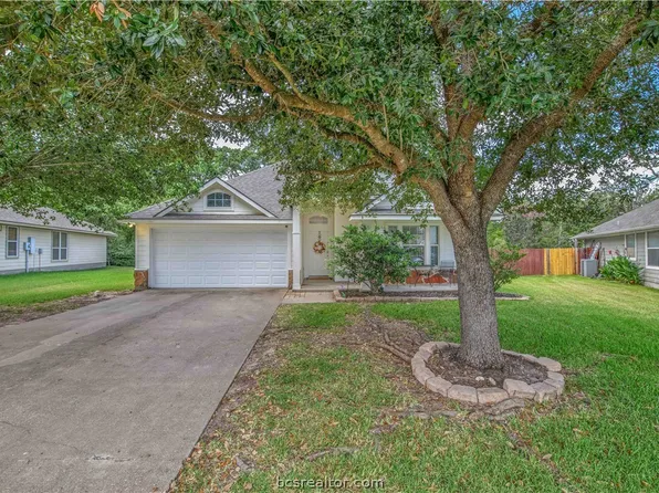 1721 Summerwood Loop, Bryan, TX 77807