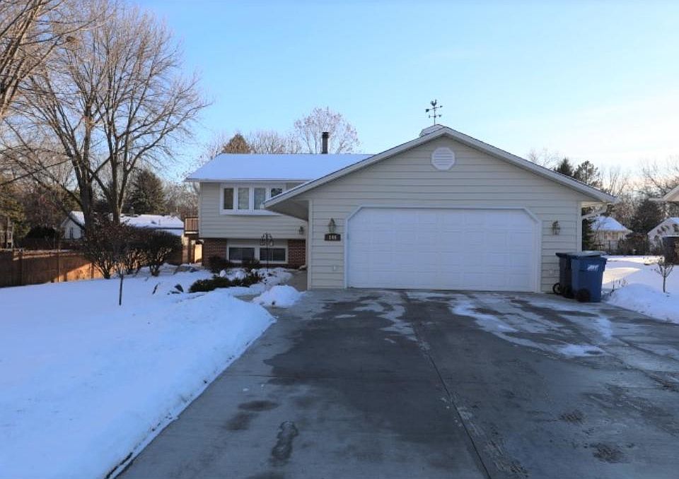1st image of 146 Rose Pl