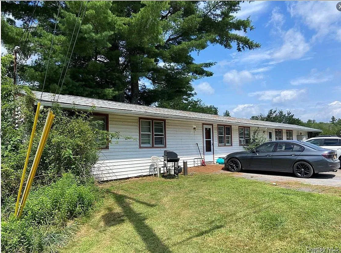 15 Bailey Lake Rd — Photo 1