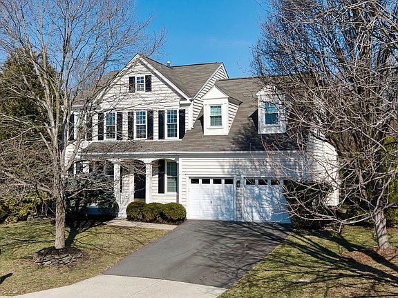 2nd image of 21422 Plymouth Pl