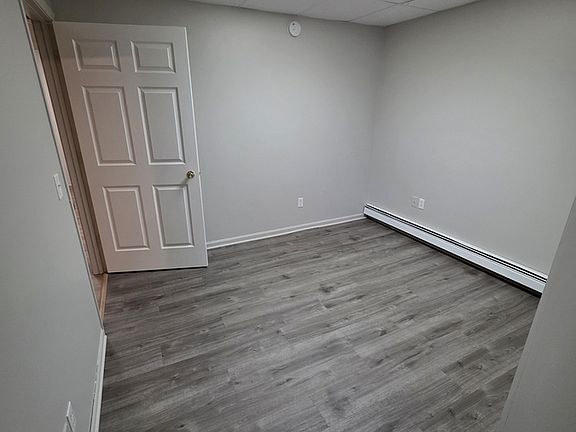 5th image of 3349 Whitehall Rd