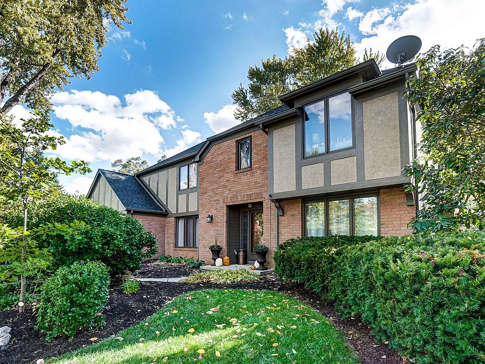 2nd image of 6871 Perry Dr