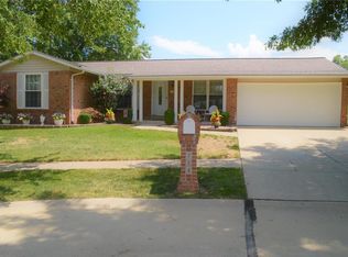 714 Hidden Acres Ct, Saint Louis, MO