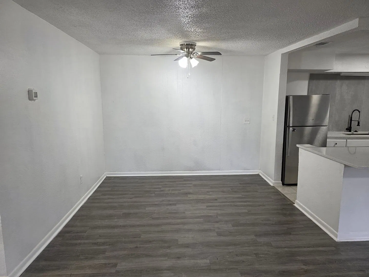 5401 Russell Ave — Photo 4