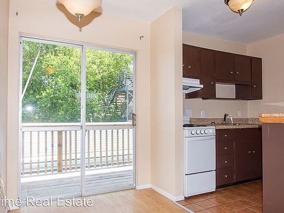 2nd image of 5720 S Alameda St APT 106