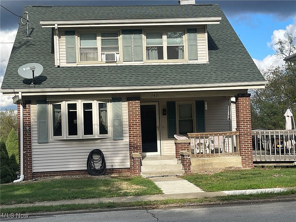 1st image of 745 E Market St