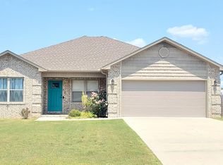 34 Remington Ln, Ward, AR 72176