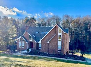 4561 Dogwood Dr, Allison Park, PA