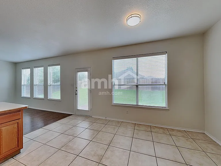 4408 Sycamore Rd — Photo 4