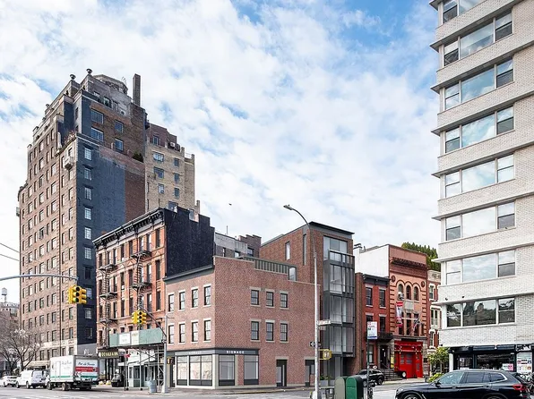 21 Greenwich Ave #E, New York, NY 10014