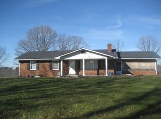 825 Oregon Rd, Versailles, KY 40383