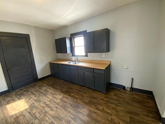 4th image of 503 N Griffin St