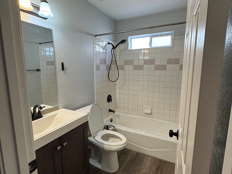 2064 E Desert Palms Dr — Photo 18