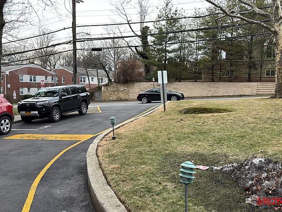 3rd image of 640 Pelham Road #6F