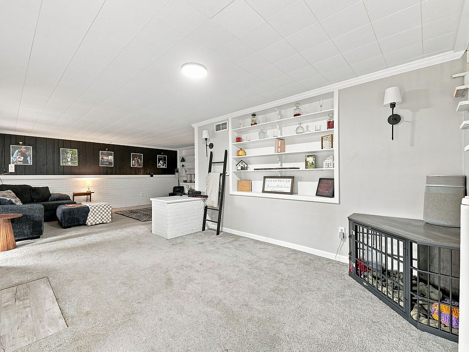 1st image of 2921 Easton Blvd