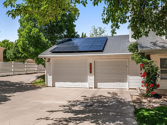 4th image of 246 W Mountain Charm Rd