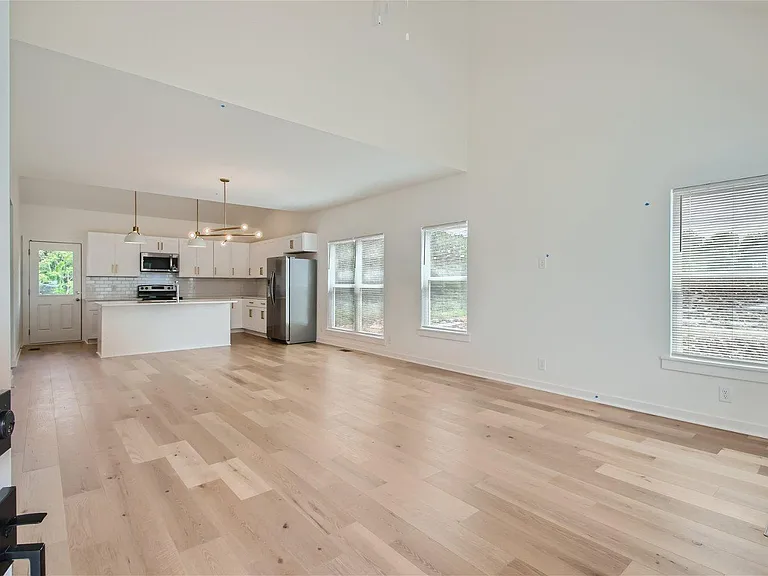 1140 Alcove Way — Photo 8