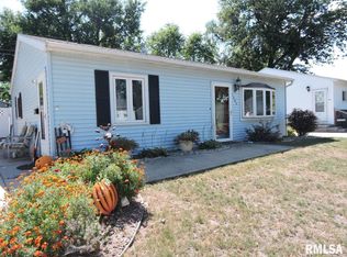 1406 Koch St, Pekin, IL