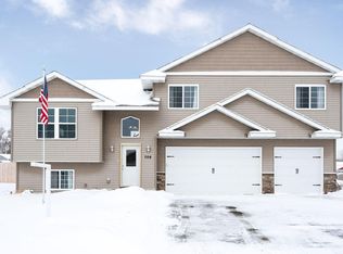 708 Fir St SW, Isanti, MN 55040