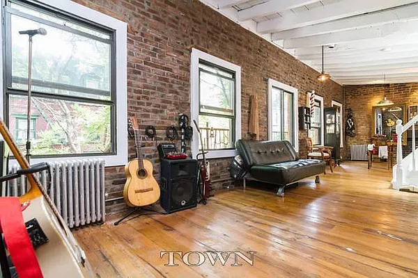 Rented by Town Residential | media 8