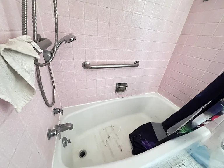 6253 W Devon Ave #1N — Photo 6
