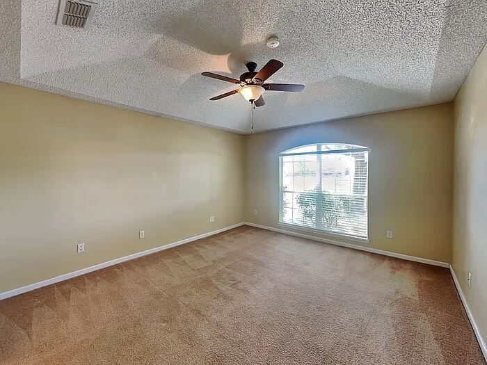 801 Mackenzie Cir — Photo 12