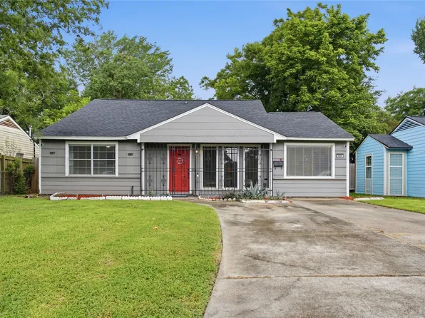 8826 Delilah St, Houston, TX 77033