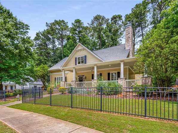 3333 Harris Dr, College Park, GA 30337