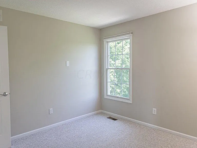 7492 Fairfield Lakes Dr — Photo 27