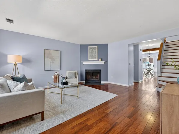 23 Admirals Way #23, Chelsea, MA 02150