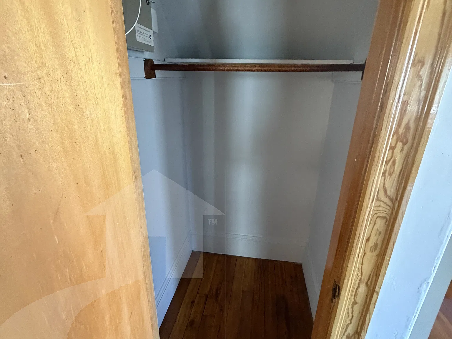 2 bed, 1000 sqft, $3,000 — Photo 4