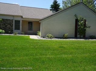 7239 Creekside Dr, Lansing, MI 48917