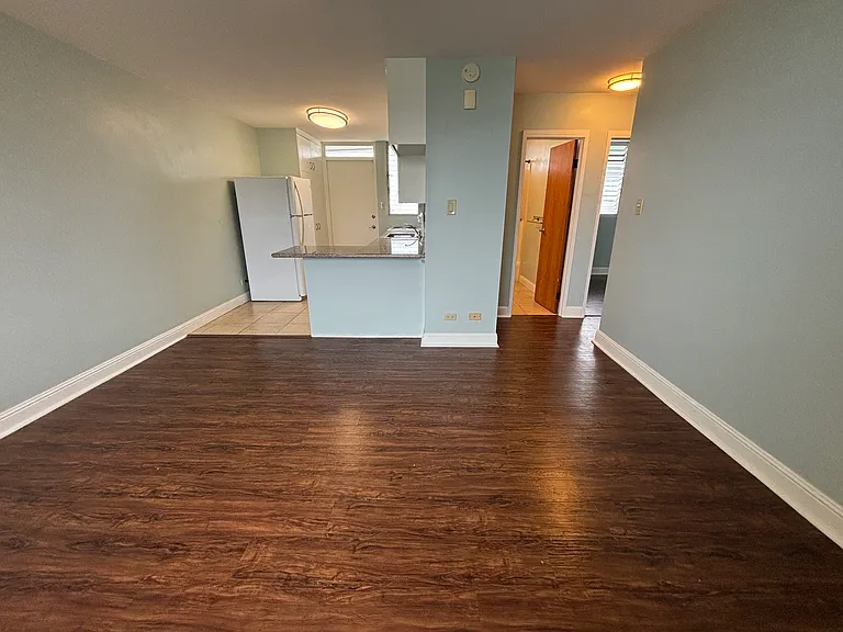 3204 Brokaw St #5 — Photo 3